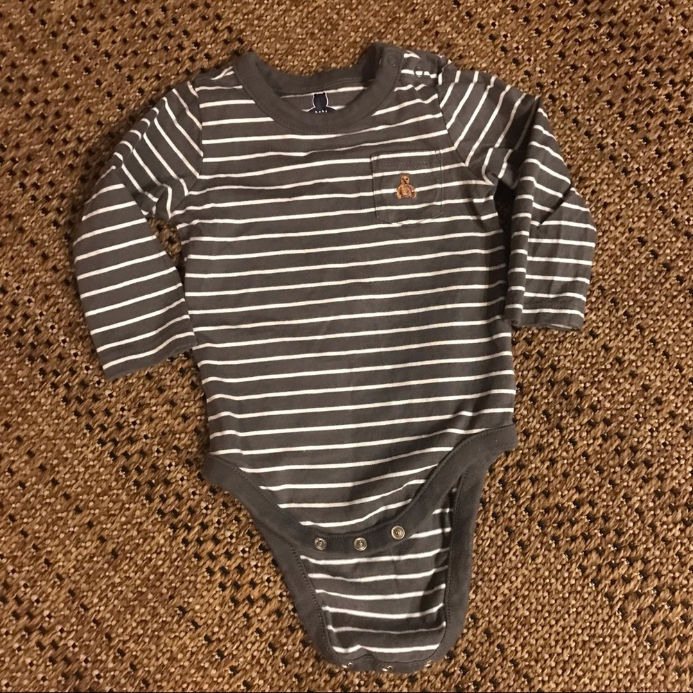babyGap striped bodysuit | gray and white | 6-12 months